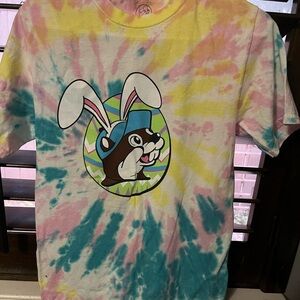 Buc-ees shirt size small